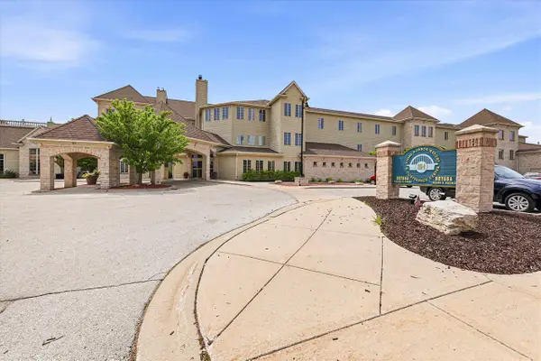 107 N 1ST AVENUE  #UNIT 231/233, Sturgeon Bay, WI 54235