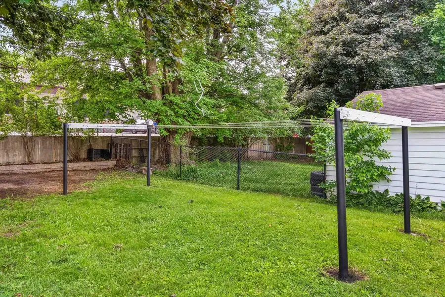 110 W LIBERTY STREET, Berlin, WI 54923 - #2