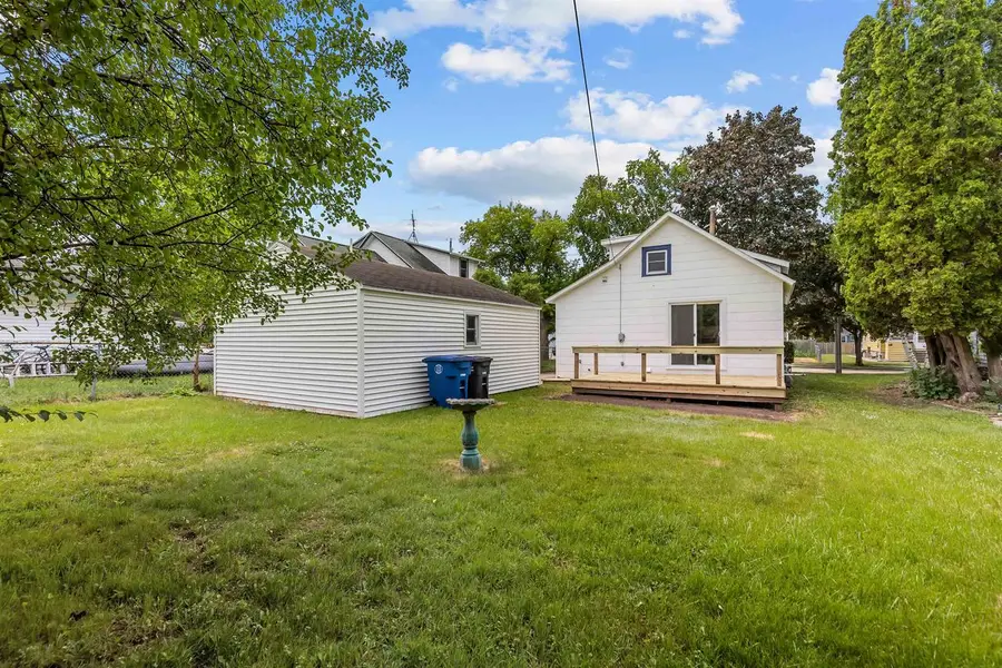926 DOVE STREET, Oshkosh, WI 54902 - #2