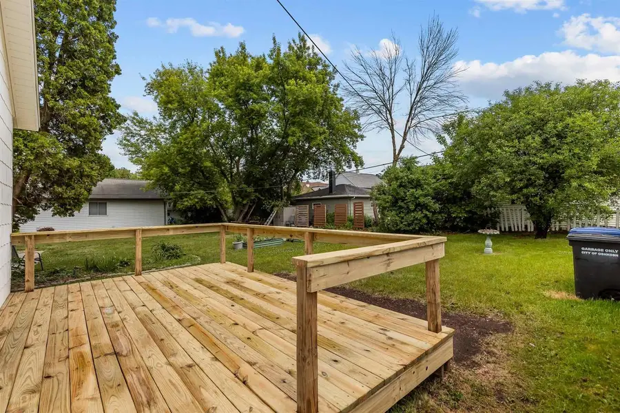 926 DOVE STREET, Oshkosh, WI 54902 - #3