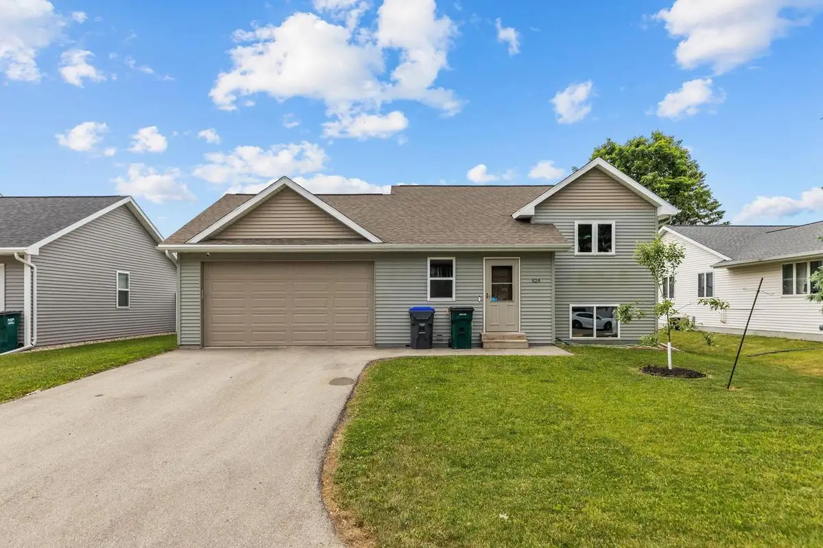 524 NORTHRIDGE DRIVE, New London, WI 54961 - #1
