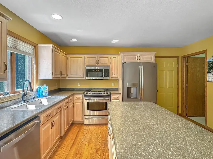 421 EKLUND STREET, Peshtigo, WI 54157 - #2