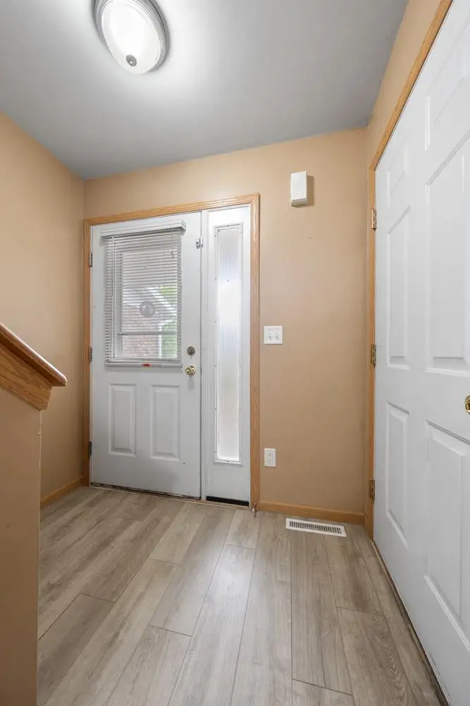 2551 TELLURIDE TRAIL  #F, Green Bay, WI 54313 - #3