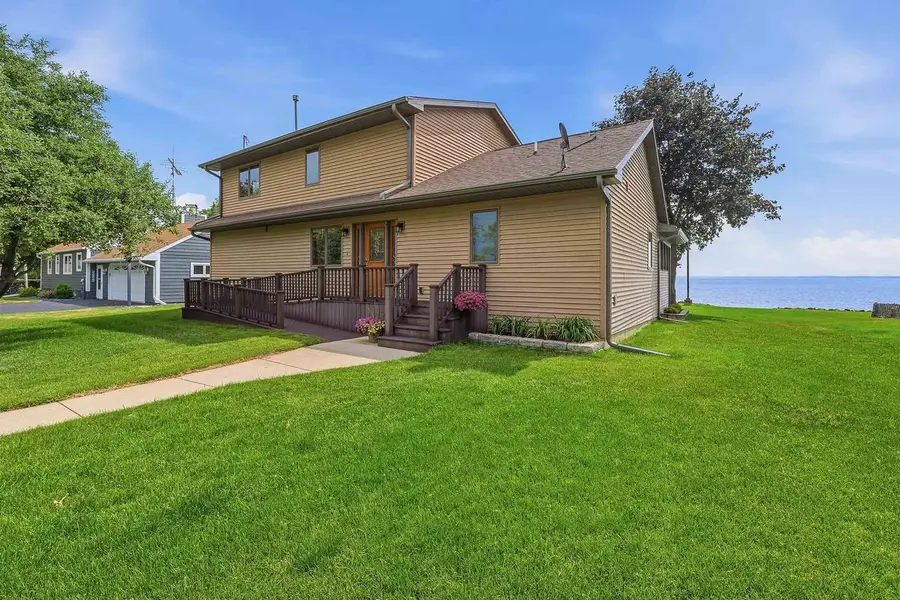 6322 BLACK WOLF POINT ROAD, Oshkosh, WI 54902 - #2