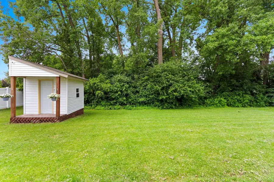 2098 S ROCK RIVER CIRCLE, De Pere, WI 54115 - #2