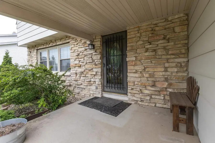 809 MELISSA STREET, Menasha, WI 54952 - #3