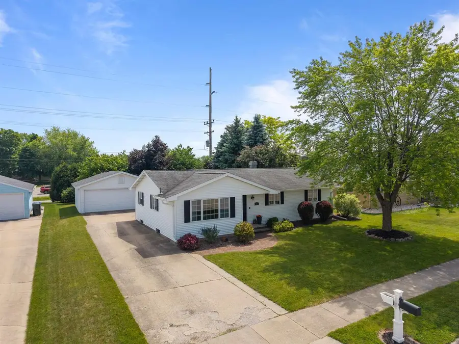 117 ST MARYS PLACE, Kaukauna, WI 54130 - #3