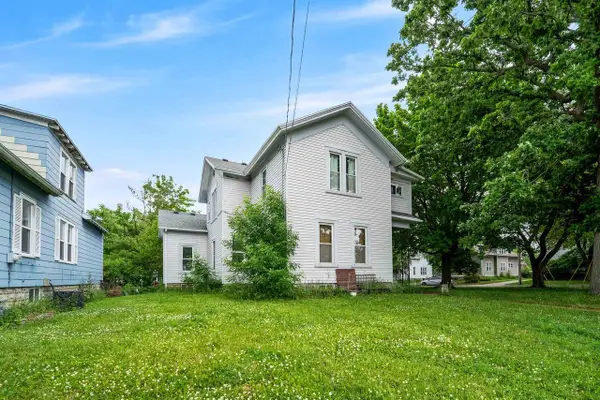 710 CEAPE AVENUE, Oshkosh, WI 54901