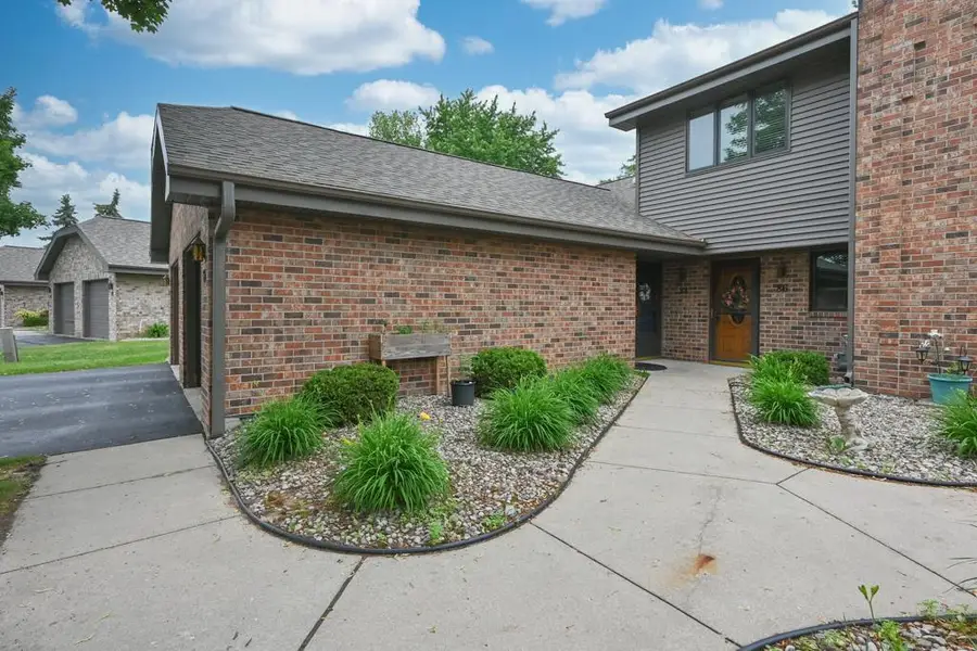 88 SPENCER VILLAGE COURT, Appleton, WI 54914 - #3