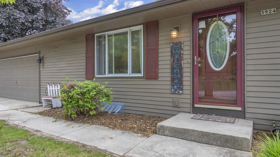 3924 S 22ND STREET, Sheboygan, WI 53081 - #2