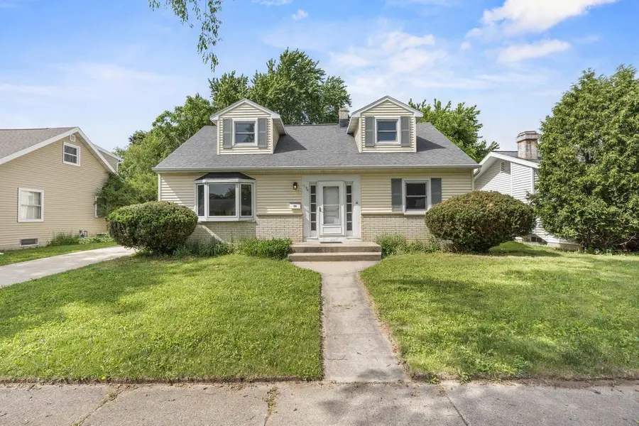 1136 W ROBERTS AVENUE, Appleton, WI 54914 - #2