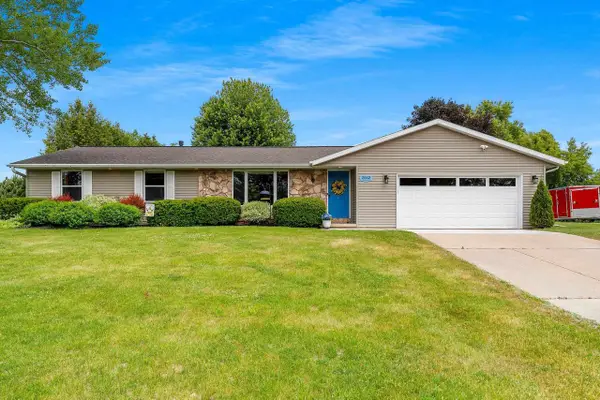 2542 RIVERVIEW DRIVE, Green Bay, WI 54313