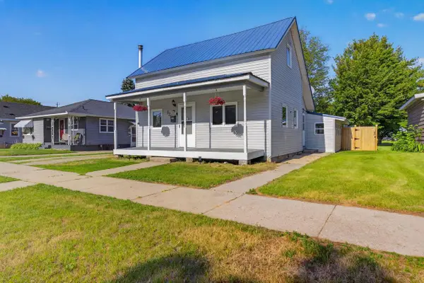 326 S ELLIS AVENUE, Peshtigo, WI 54157