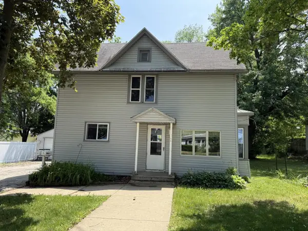 144 E ONTARIO STREET, Omro, WI 54963
