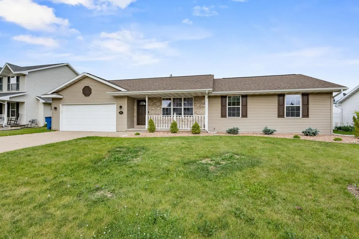 1085 GRASSYMEADOW LANE, Menasha, WI 54952 - #1