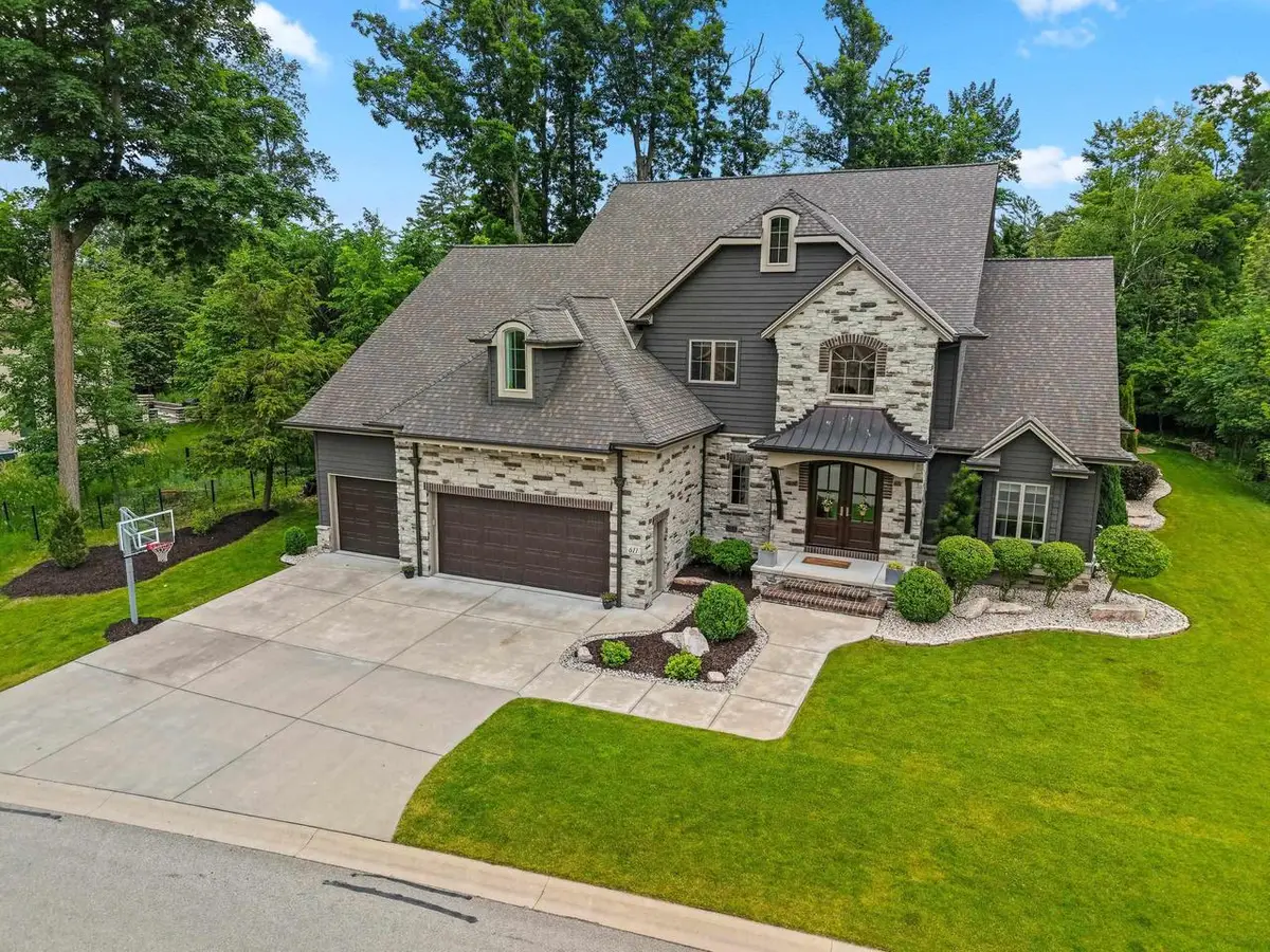 611 MARBLE ROCK CIRCLE, Green Bay, WI 54311 - #1