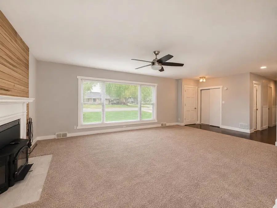 401 JOHN STREET, Ripon, WI 54971 - #3