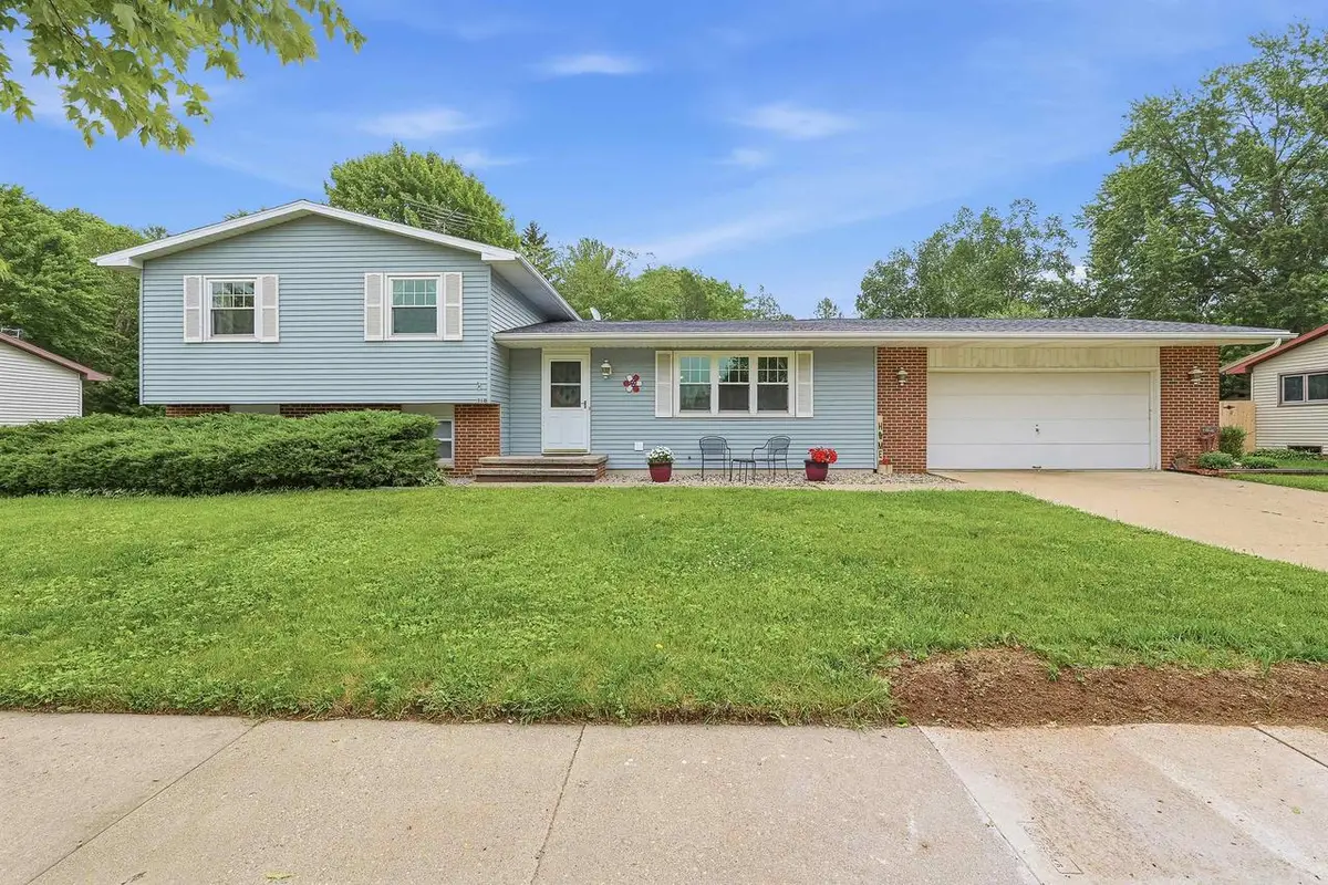 960 MARICOPA DRIVE, Oshkosh, WI 54904 - #1