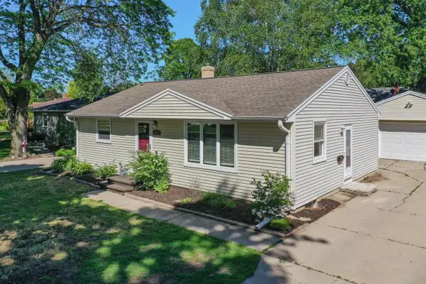1525 GROSS AVENUE, Green Bay, WI 54304