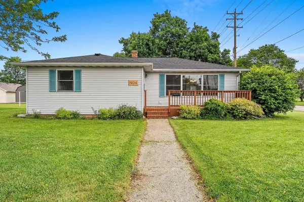 1924 E GLENDALE AVENUE, Appleton, WI 54911