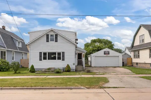 831 WINNEBAGO AVENUE, Oshkosh, WI 54901