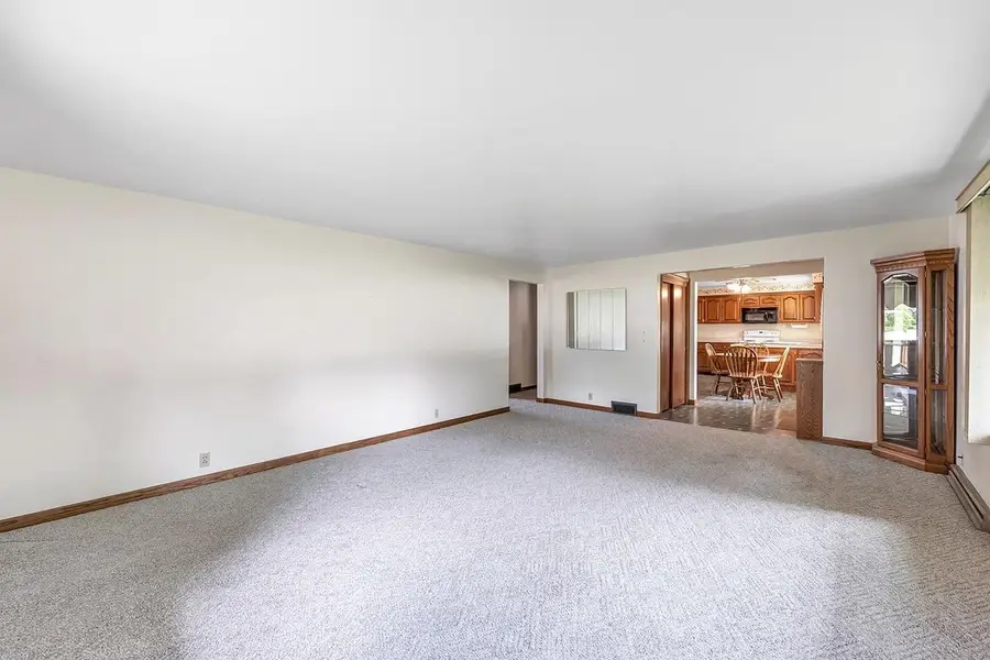 1107 MAIN STREET, Luxemburg, WI 54217 - #3