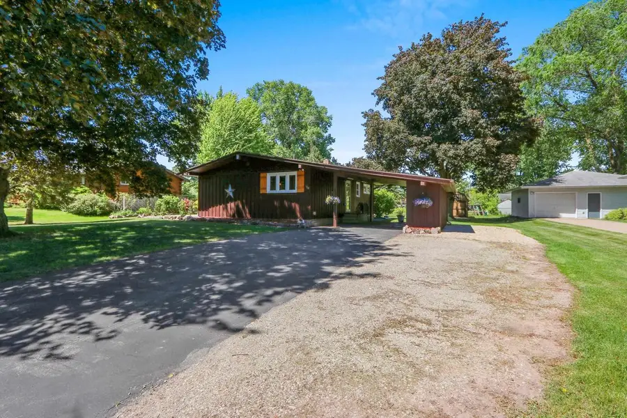 118 N 8TH AVENUE, Winneconne, WI 54986 - #3