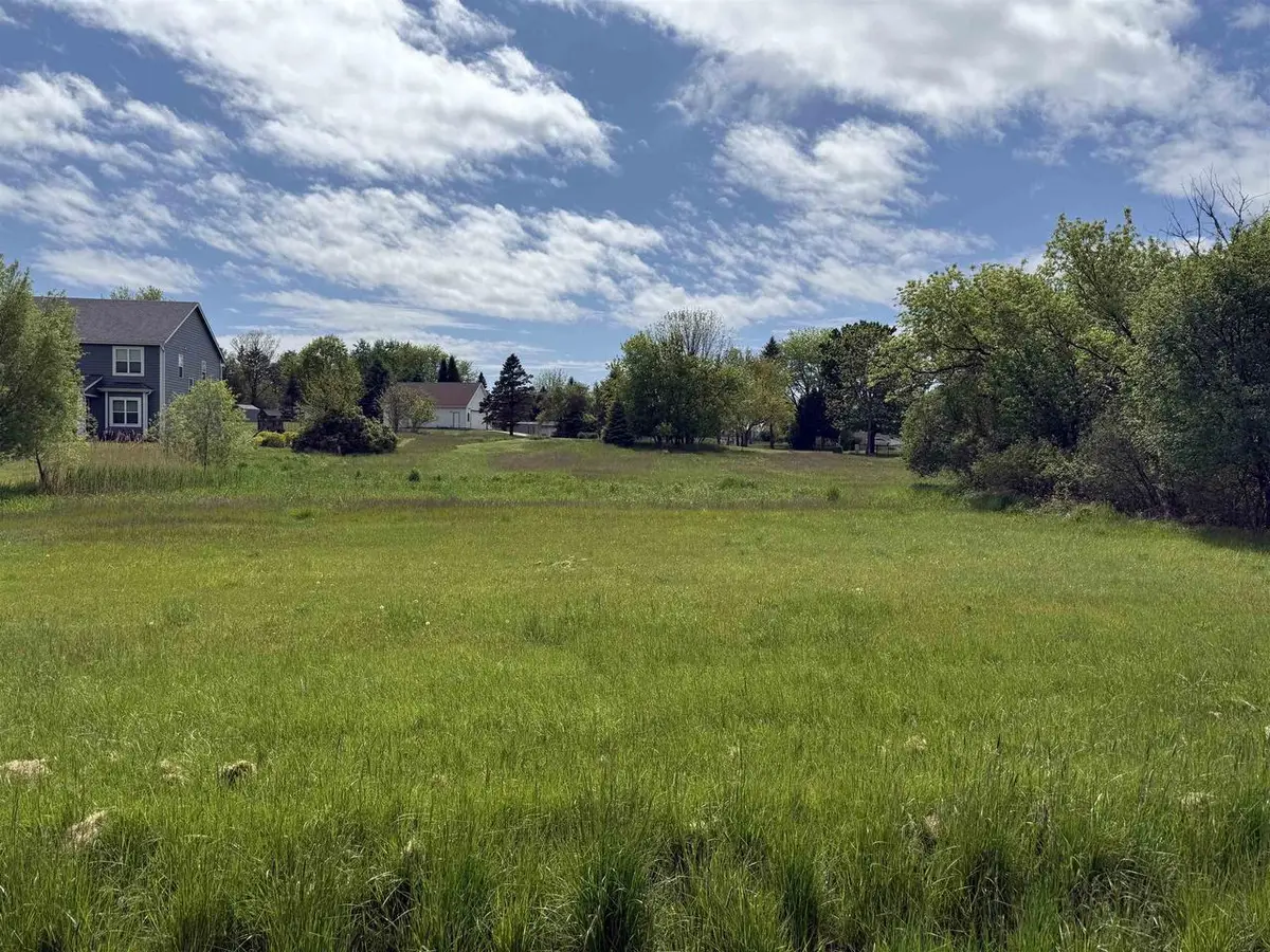 W258N6891 VICTORIA CIRCLE, Sussex, WI 53089 - #1