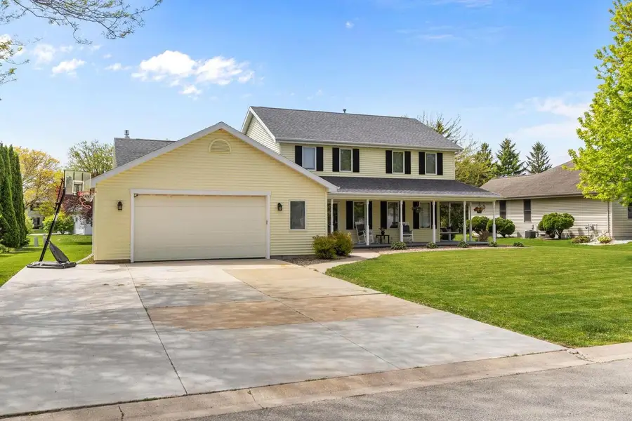 1079 GRASSY PLAINS DRIVE, Neenah, WI 54956 - #2