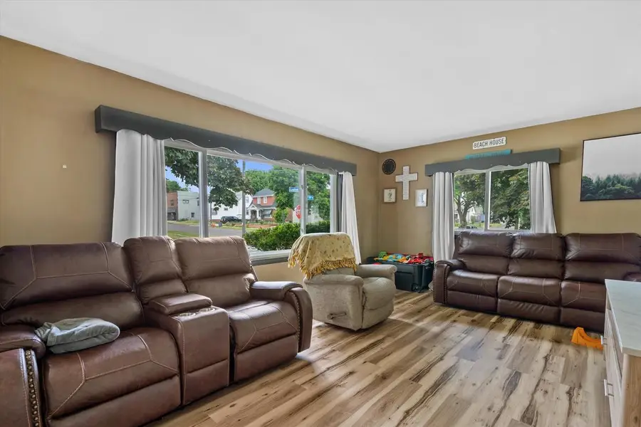 1201 S 19TH STREET, Manitowoc, WI 54220 - #3