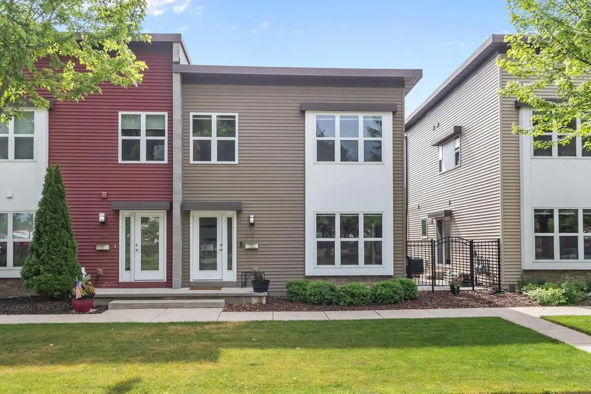 312 N VAN BUREN STREET, Green Bay, WI 54301 - #1