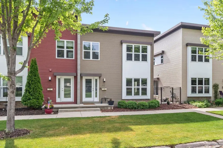 312 N VAN BUREN STREET, Green Bay, WI 54301 - #3
