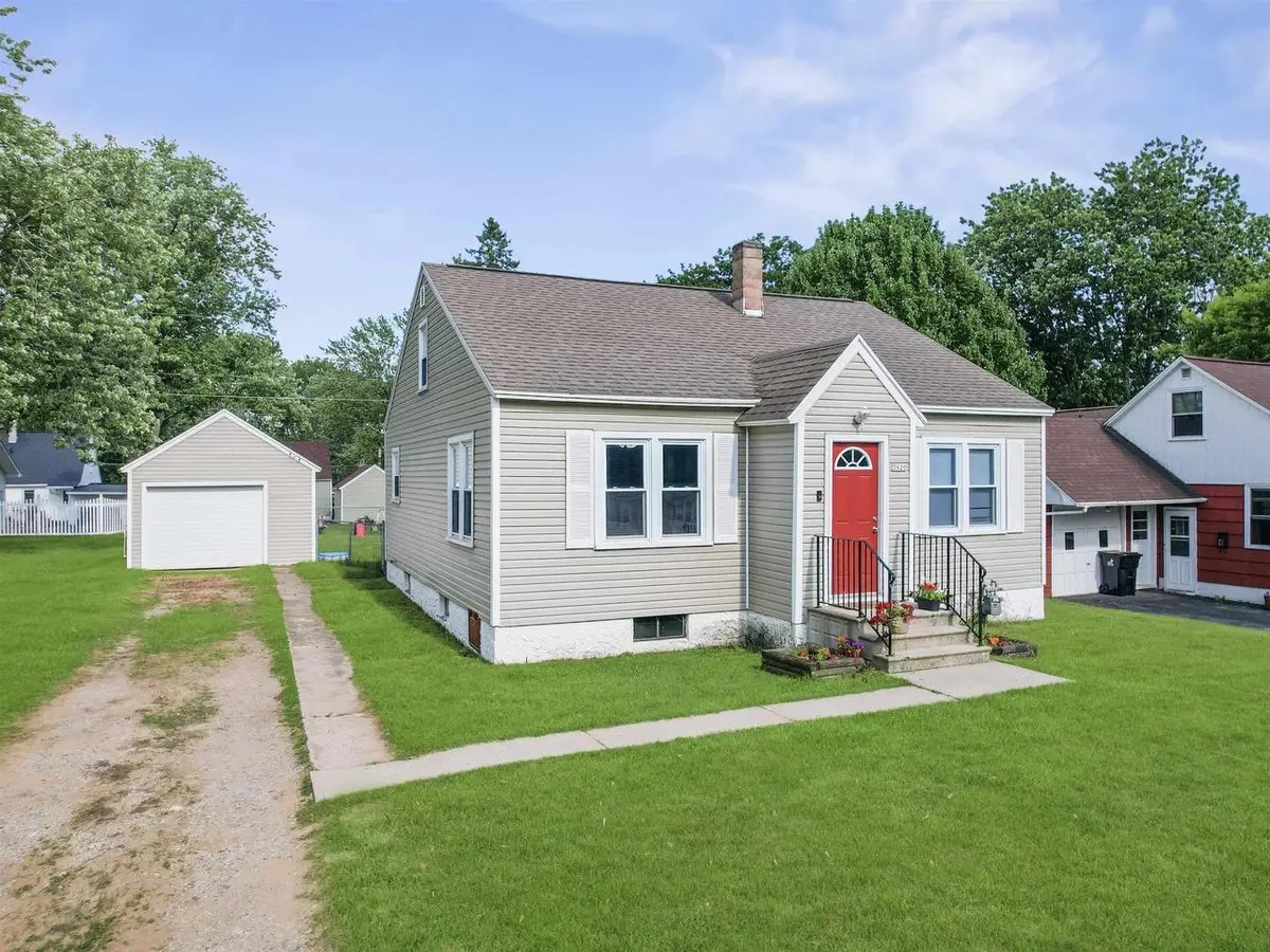 3920 14TH STREET, Menominee, MI 49858 - #1