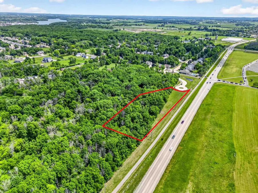 1300 BUTTERCLAY COURT, Kaukauna, WI 54130 - #2
