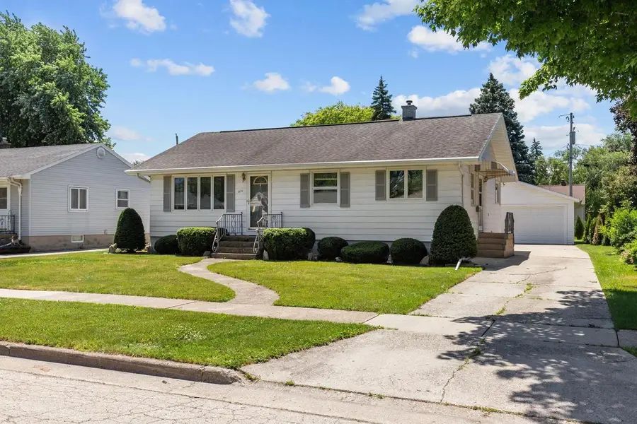 606 BRAGG STREET, Fond Du Lac, WI 54935 - #2