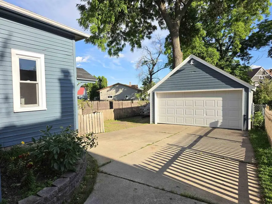 1341 W 2ND STREET, Appleton, WI 54914 - #3