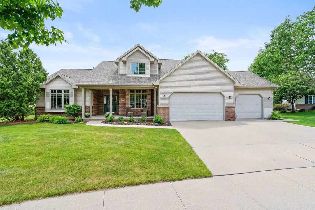 45 BELLEVUE PLACE, Appleton, WI 54913 - #1