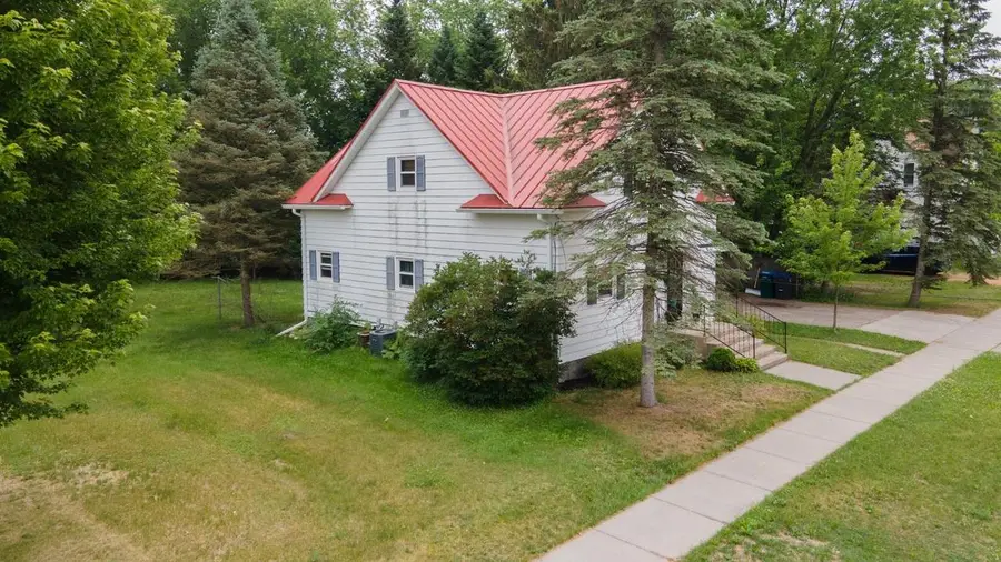 215 N OXFORD STREET, Wautoma, WI 54982 - #3