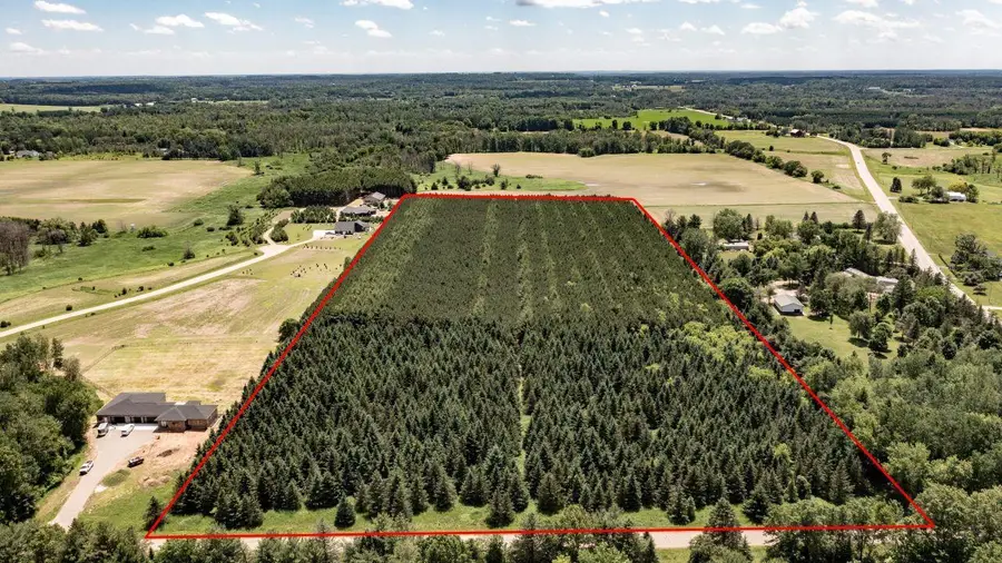 LYONS ROAD, New London, WI 54961 - #2