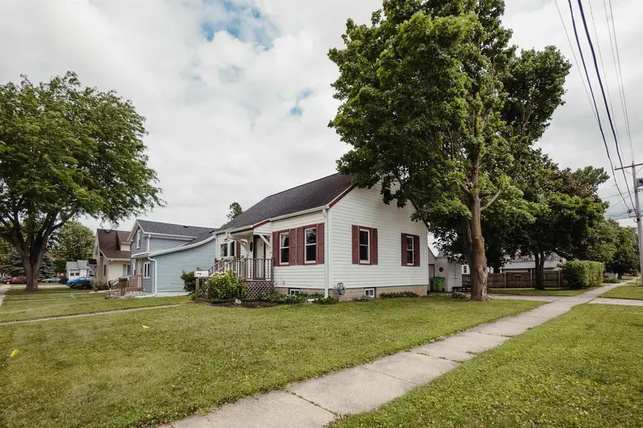 315 MCKINLEY STREET, Waupun, WI 53963 - #3
