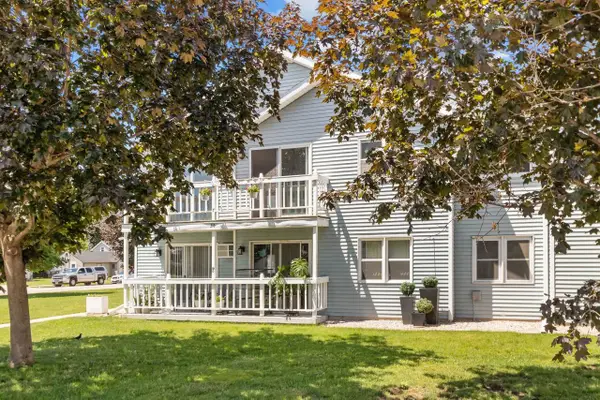 315 HARRISON STREET  #7, Neenah, WI 54956
