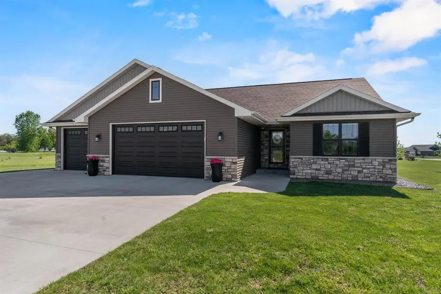 6636 RUSTIC OAKS DRIVE, Winneconne, WI 54986 - #2