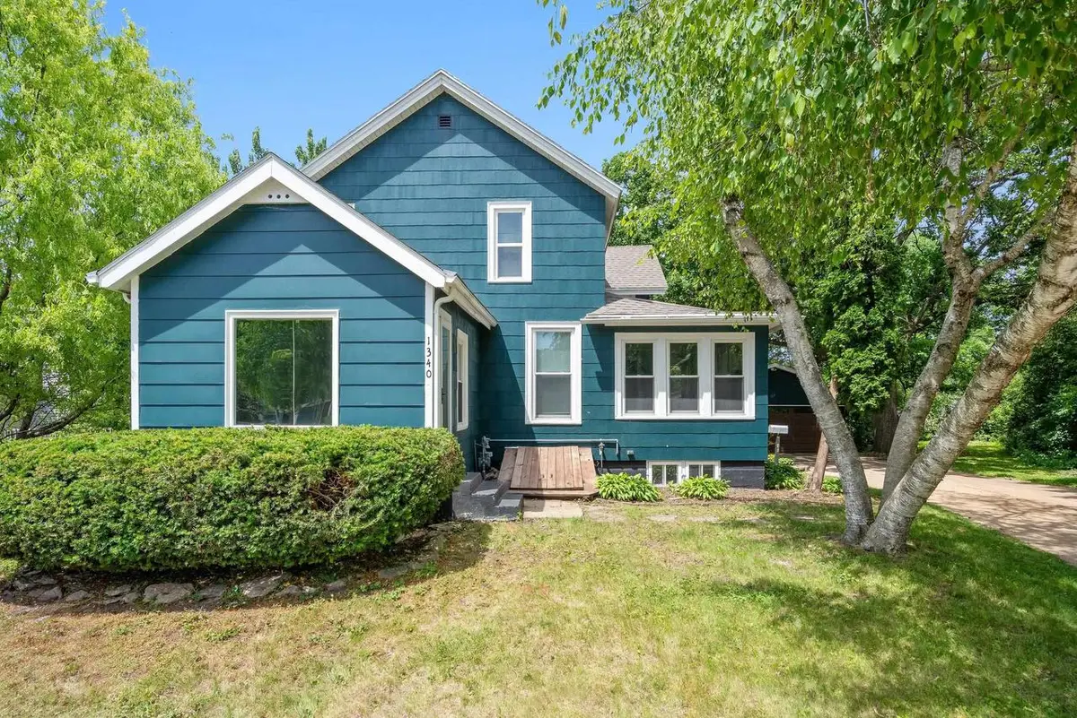 1340 CAMBRIDGE AVENUE, Oshkosh, WI 54902 - #1