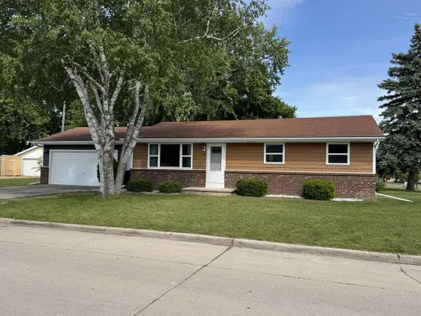 2704 N DAVID STREET, Appleton, WI 54914