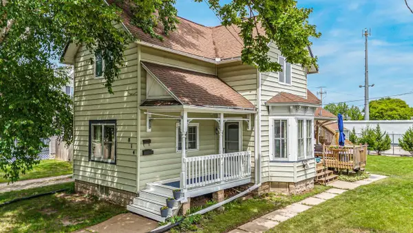 814 N DREW STREET, Appleton, WI 54911