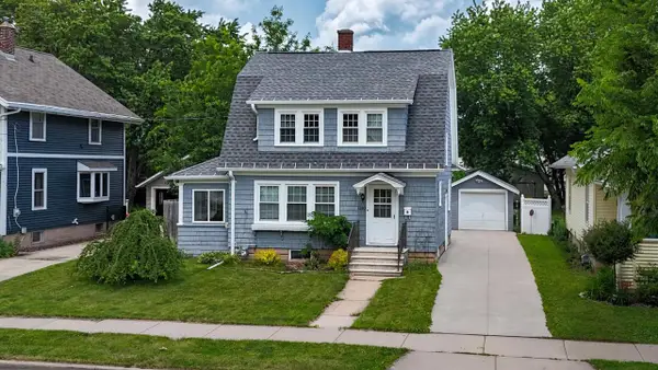 1210 W PACKARD STREET, Appleton, WI 54914