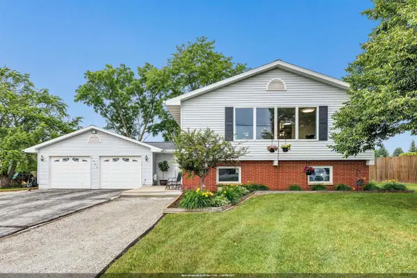 2400 S RIDGE ROAD, Green Bay, WI 54304