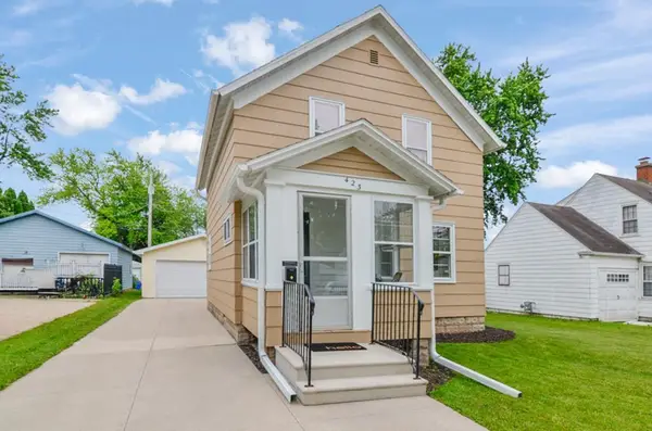 423 W 7TH STREET, Kaukauna, WI 54130