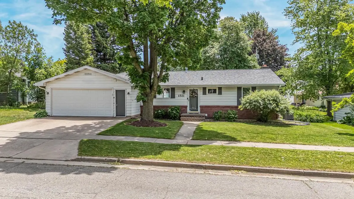 1511 W LINDBERGH STREET, Appleton, WI 54914 - #1