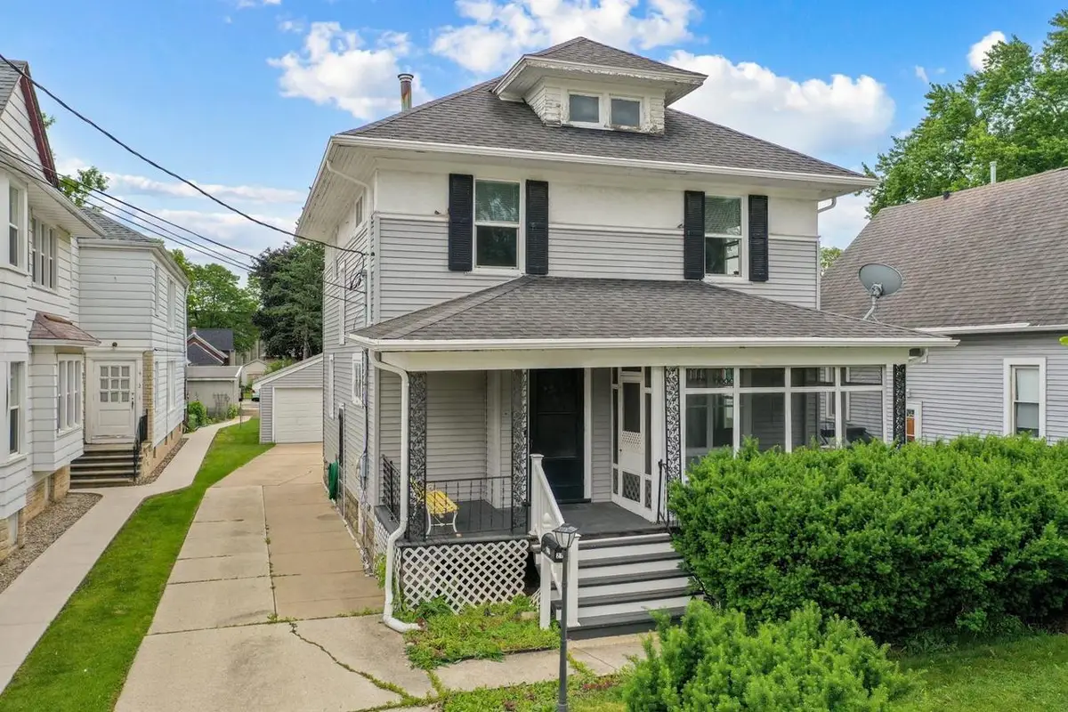 217 12TH AVENUE, Green Bay, WI 54303 - #1